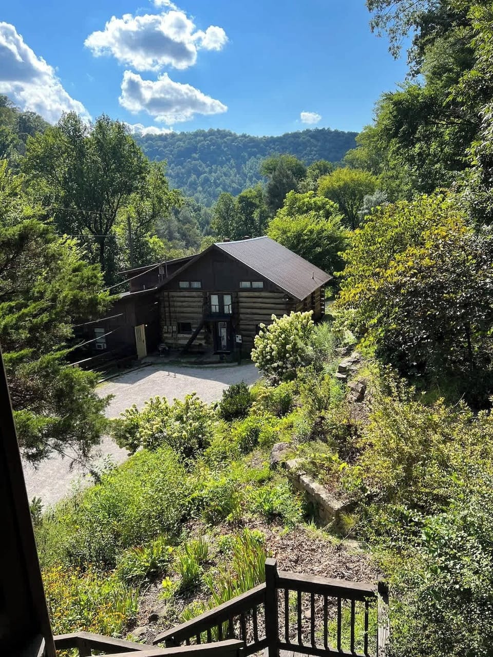 The Barn at Wendover is a gorgeous log home with a four bedroom, 2 full bath rental located on the second floor. 