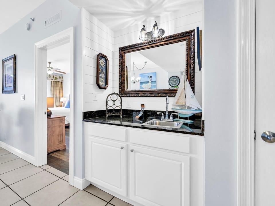 Calypso 1-706 East Apartment in Panama City Beach