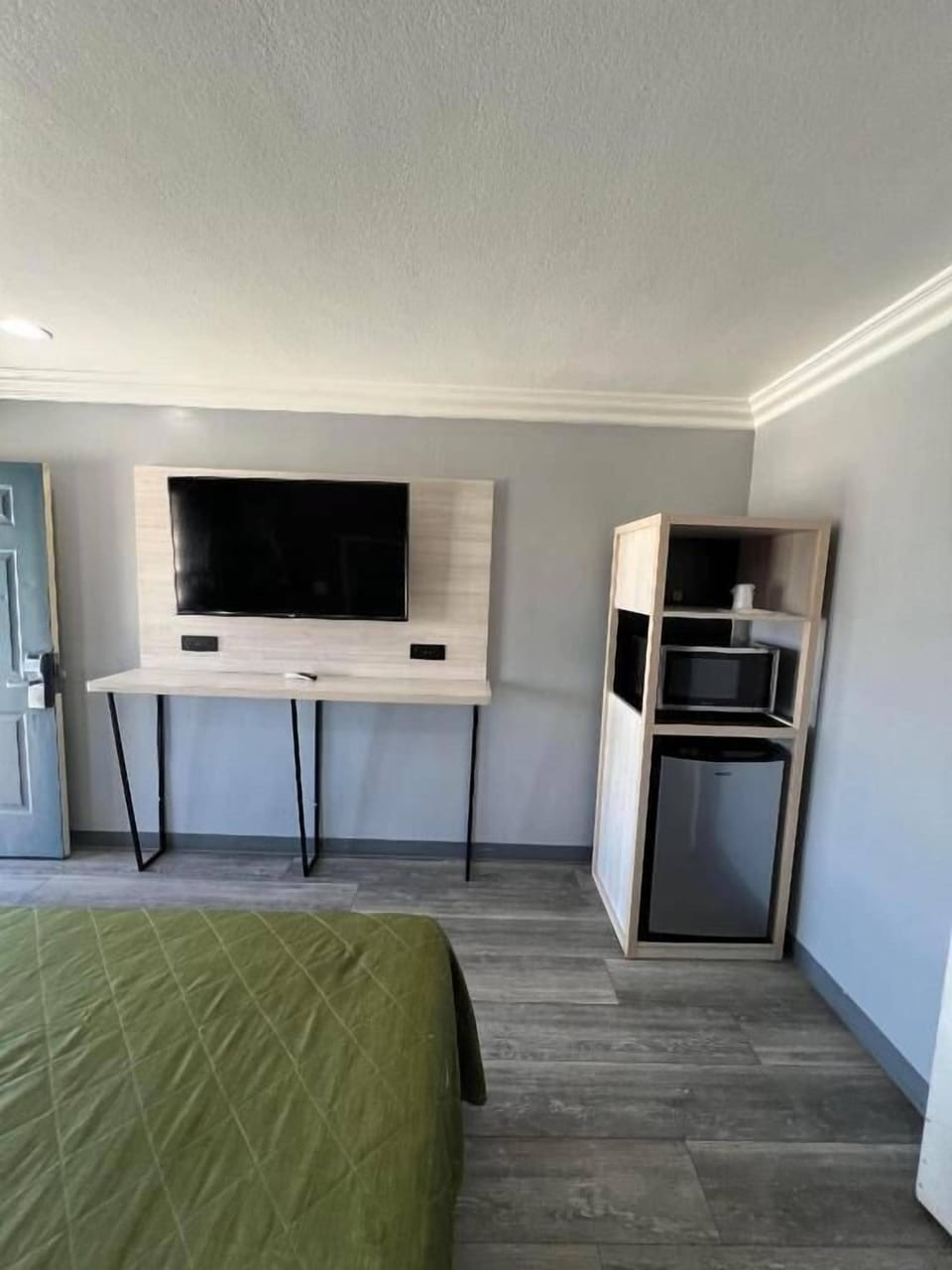 Standard Double Room, 1 Queen Bed | Free WiFi