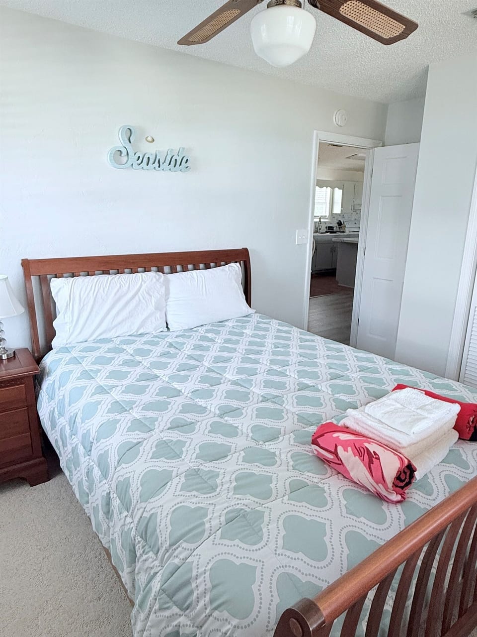 Queen Bedroom