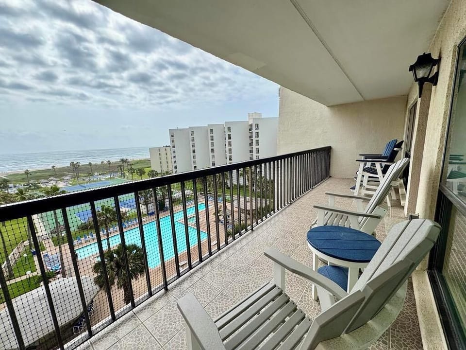 BalconyFurniture