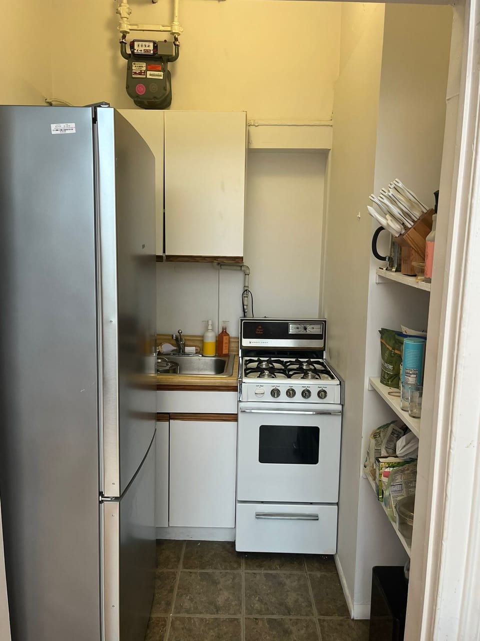 Kitchen, full-sized fridge