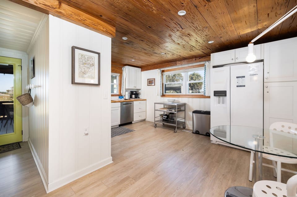 The kitchen is fully equipped, for all your cooking needs.