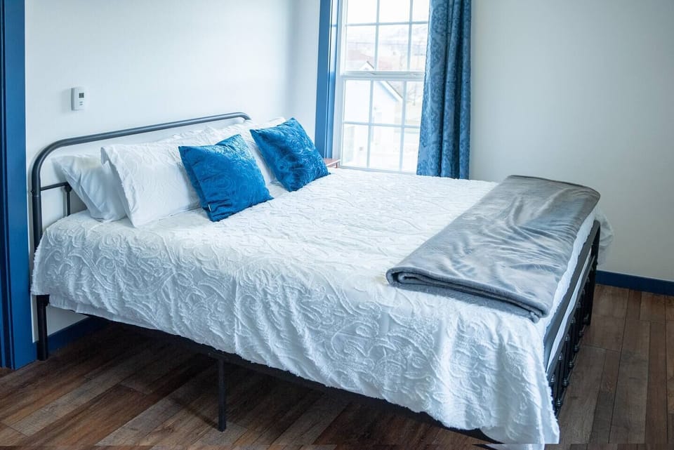 Queen Bed