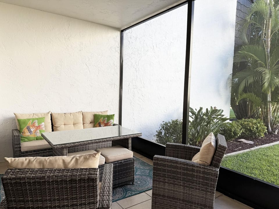 Tamarind 2BR – Pool, Boat Slips & Beach (6050)