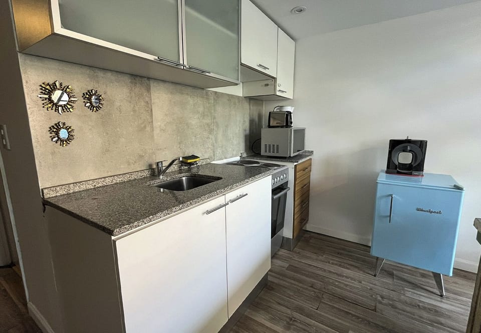 Duplex | Private kitchen | Electric kettle