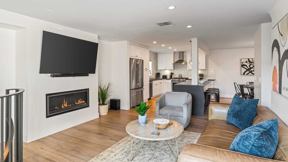 House (Multiple Bedrooms) | Interior