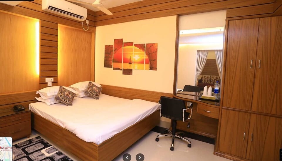 Deluxe Double Room, City View | Free WiFi