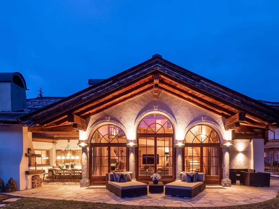 Holiday Home Exterior [winter]
