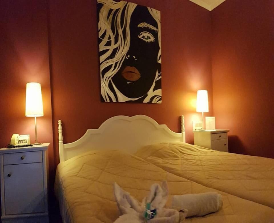 In-room safe, free cribs/infant beds, free WiFi, bed sheets