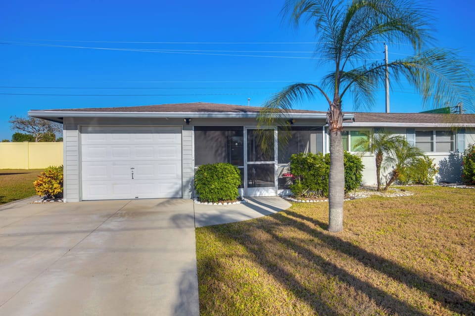 Duplex Exterior | Driveway (2 Vehicles) | No Garage Parking