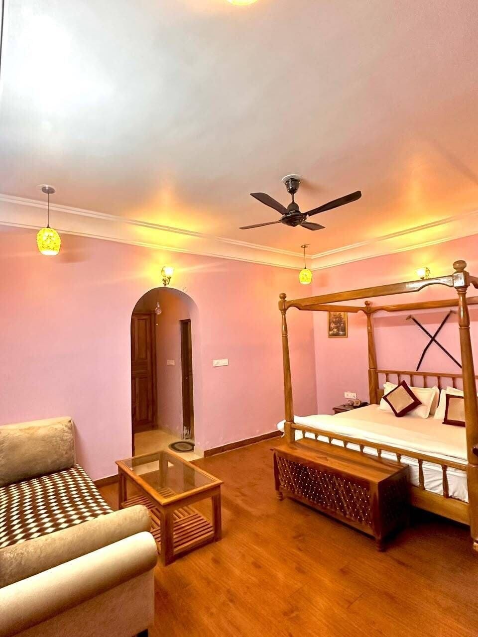 Deluxe Room | Premium bedding, desk, laptop workspace, soundproofing