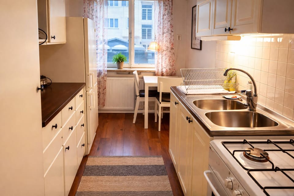 Shared fridge, microwave