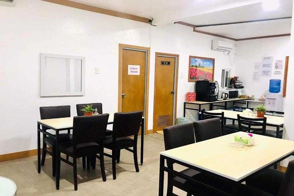 Entrance / Reception
