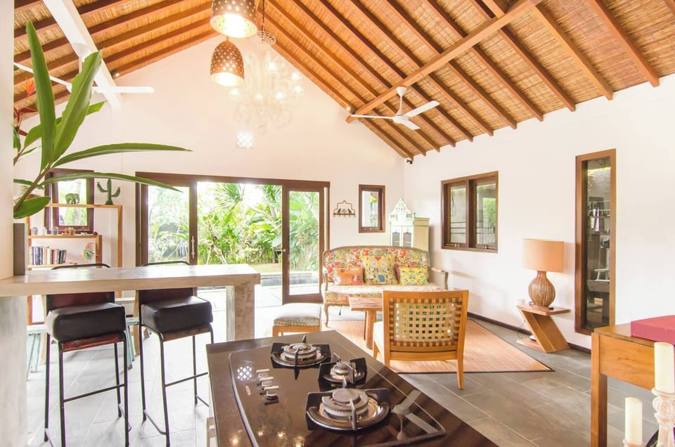 Villa, 1 Bedroom, Private Pool | Dining room