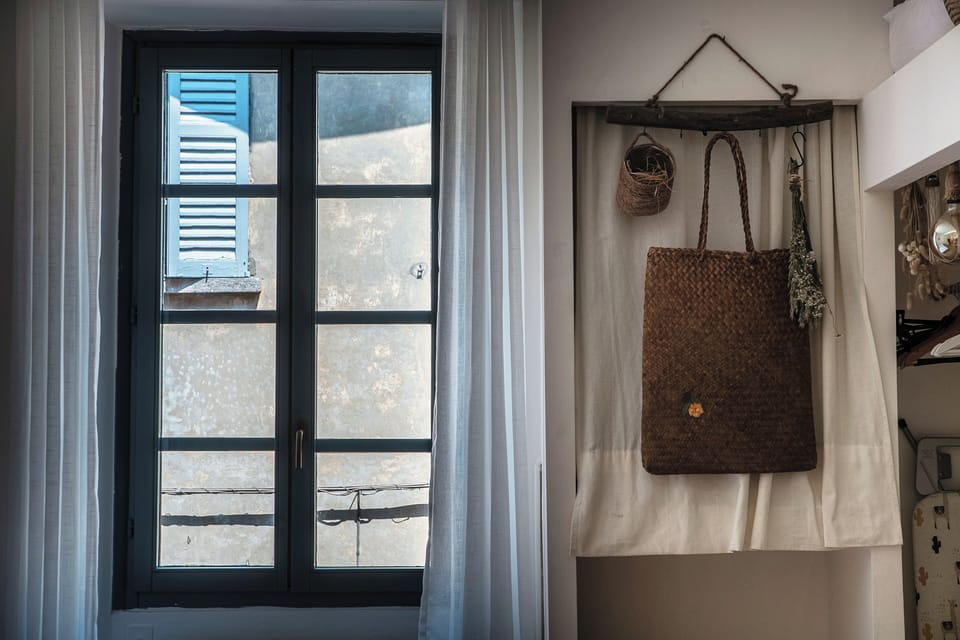 Apartment | Premium bedding, down comforters, iron/ironing board, cribs (surcharge)