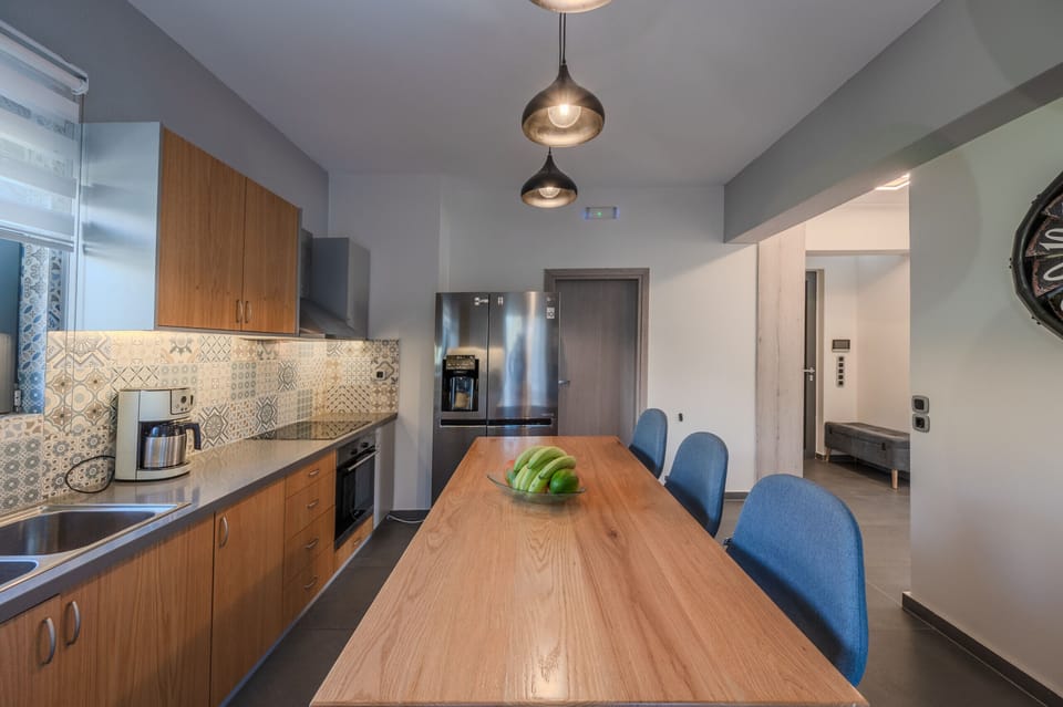 Villa, 3 Bedrooms, Private Pool, Sea View | Private kitchen | Highchair