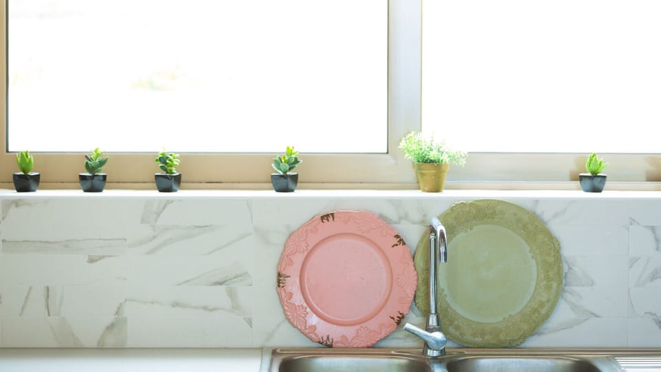Microwave, dishwasher, coffee/tea maker, highchair