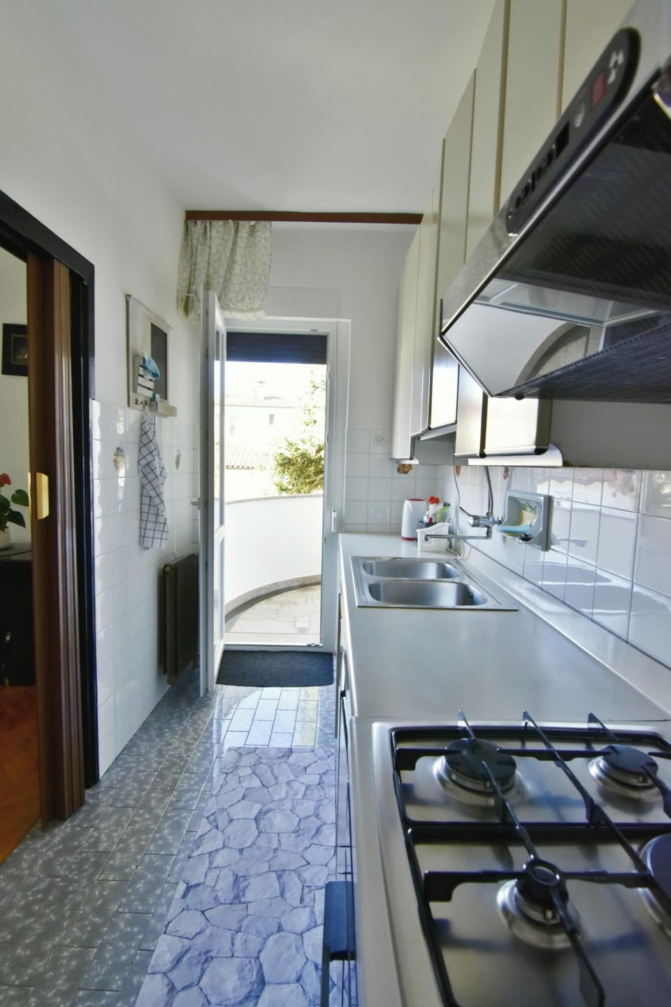 Apartment, 3 Bedrooms, Patio, Garden View | Interior