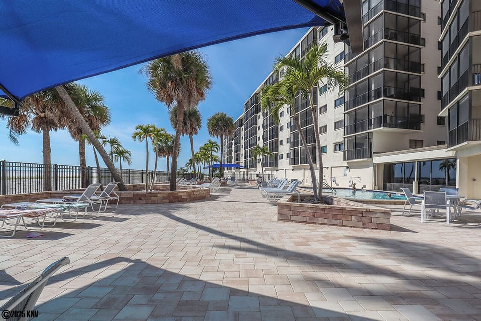 Covered Picnic Area at Carlos Pointe