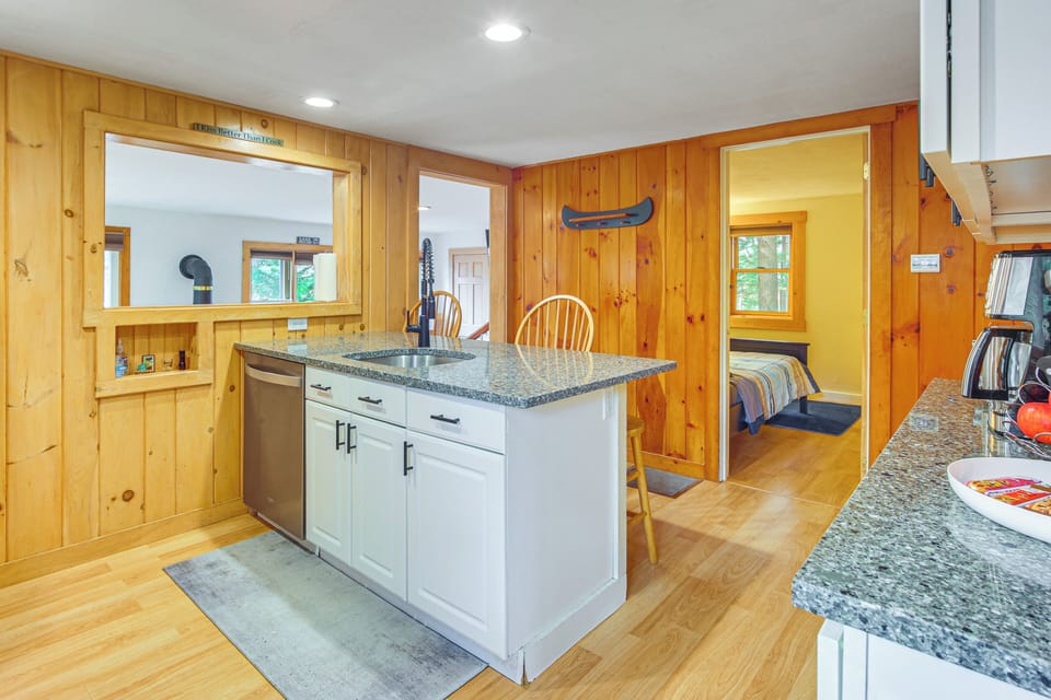 House (2 Bedrooms) | Interior