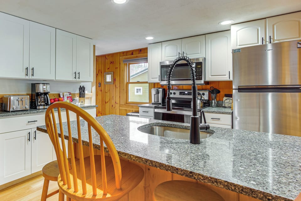 House (2 Bedrooms) | Interior