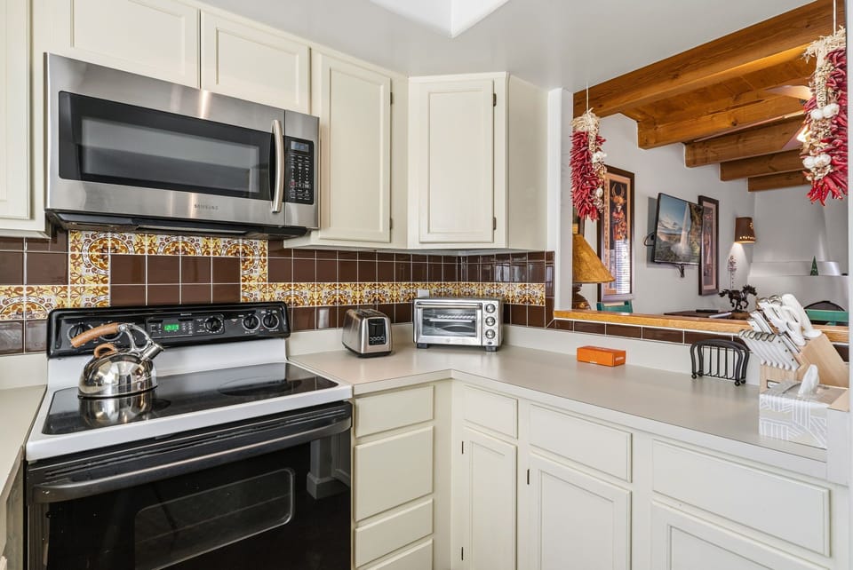 Everything you need to feel at home, right here in the heart of the kitchen