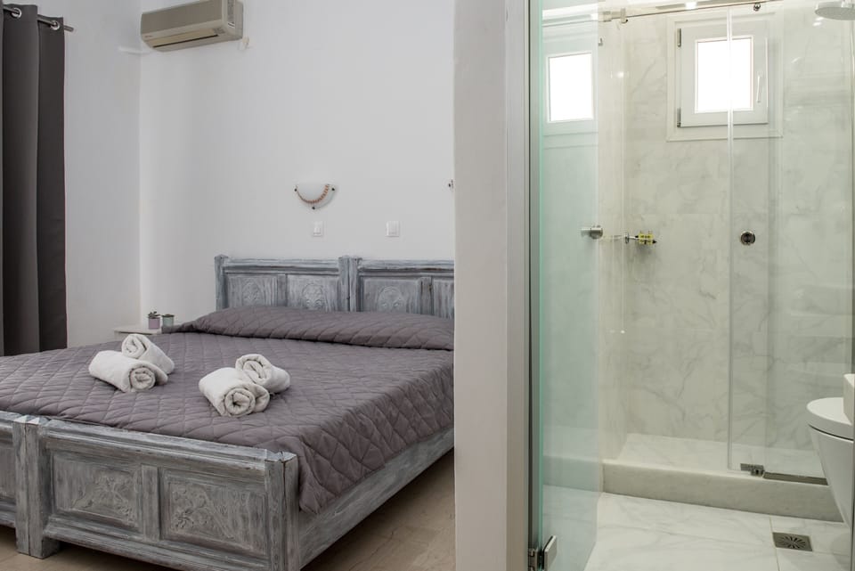 In-room safe, blackout drapes, iron/ironing board, free WiFi