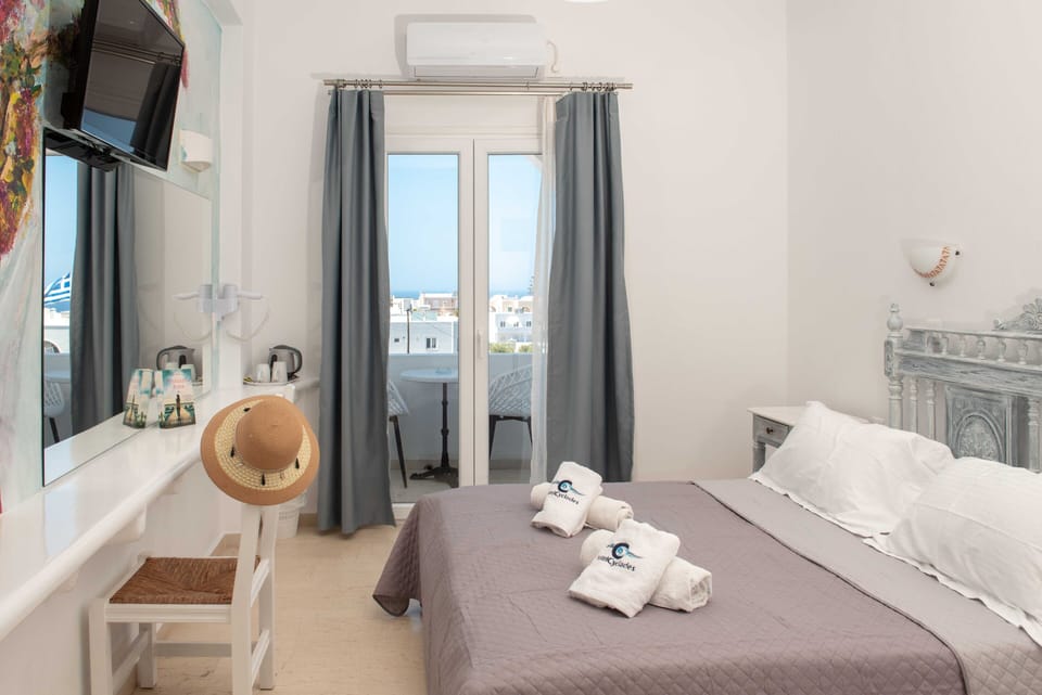 Standard Room | In-room safe, blackout drapes, iron/ironing board, free WiFi