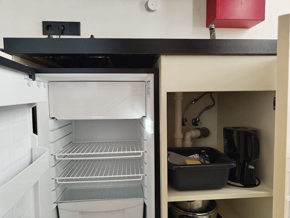 Fully Equipped Kitchenette