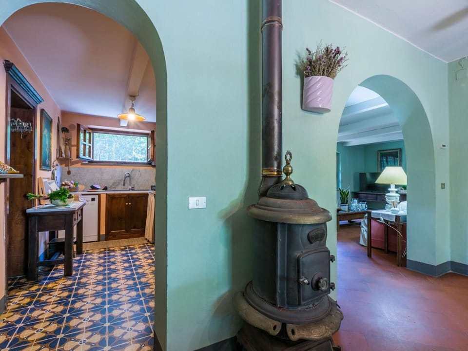 House, Garden View | Private kitchen | Fridge, microwave, stovetop, dishwasher