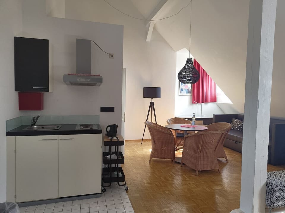 Fully Equipped Kitchenette