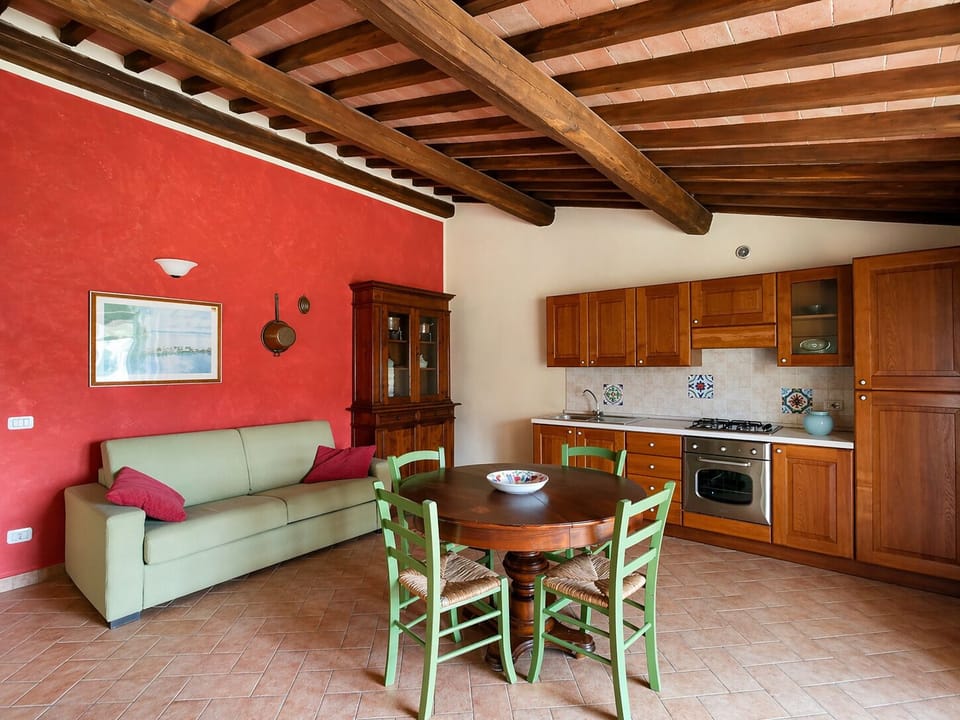 Apartment | Private kitchen | Fridge, oven, stovetop, cookware/dishes/utensils