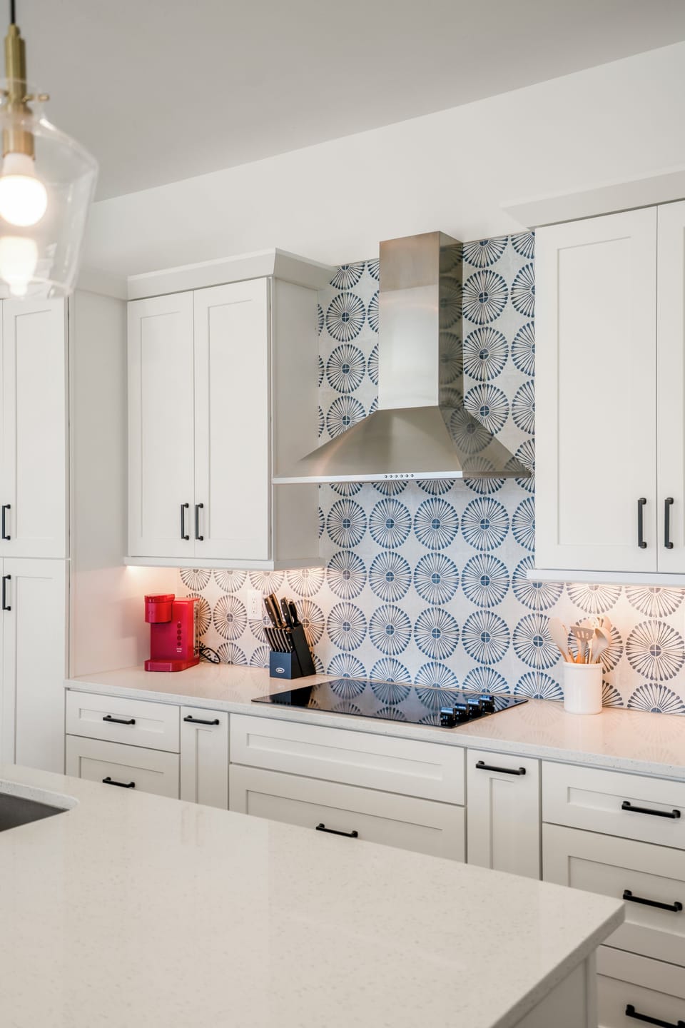 Cook comfortably in the fully stocked full kitchen with all the essentials - from pots/pans, baking sheets, cutting boards, blender, and more! 
