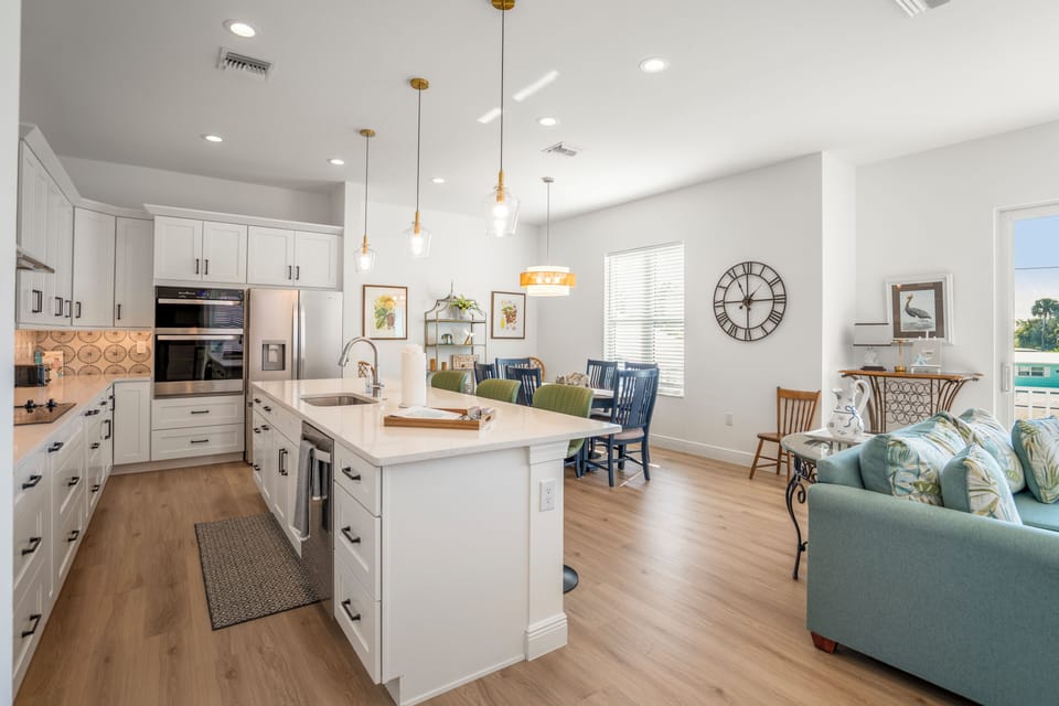 Cook comfortably in the fully stocked full kitchen with all the essentials - from pots/pans, baking sheets, cutting boards, blender, and more! 
