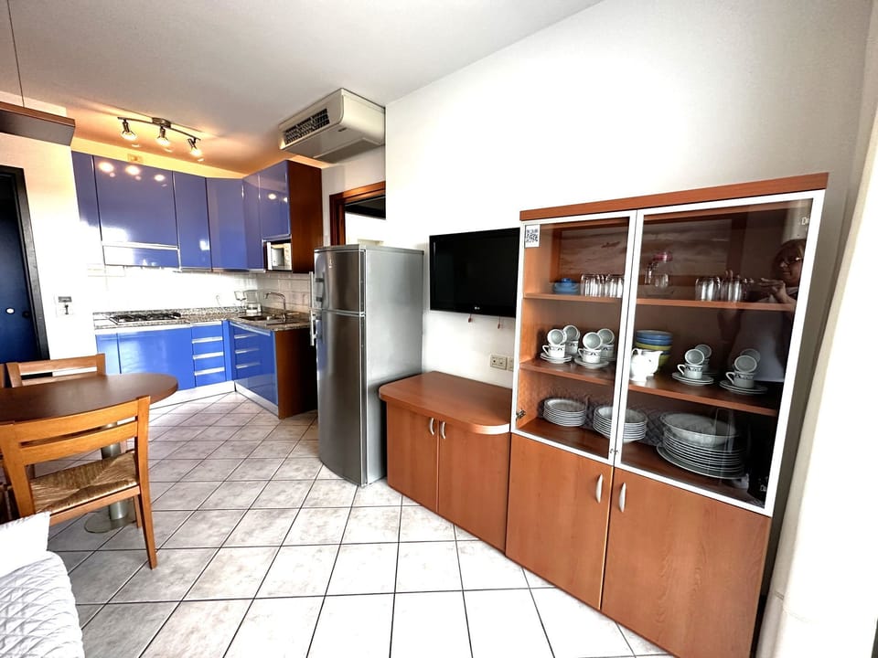 Apartment, 2 Bedrooms, Terrace | Interior