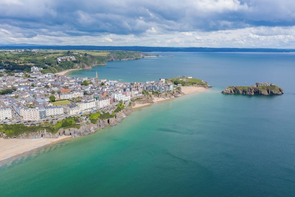 Town Centre, Close to beach & shops