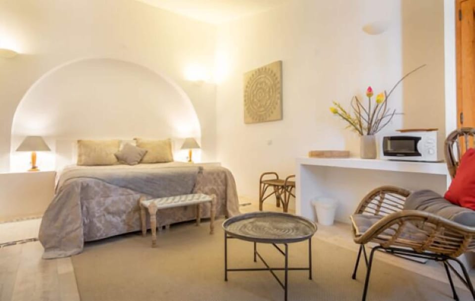 Superior Room | Minibar, blackout drapes, soundproofing, free WiFi