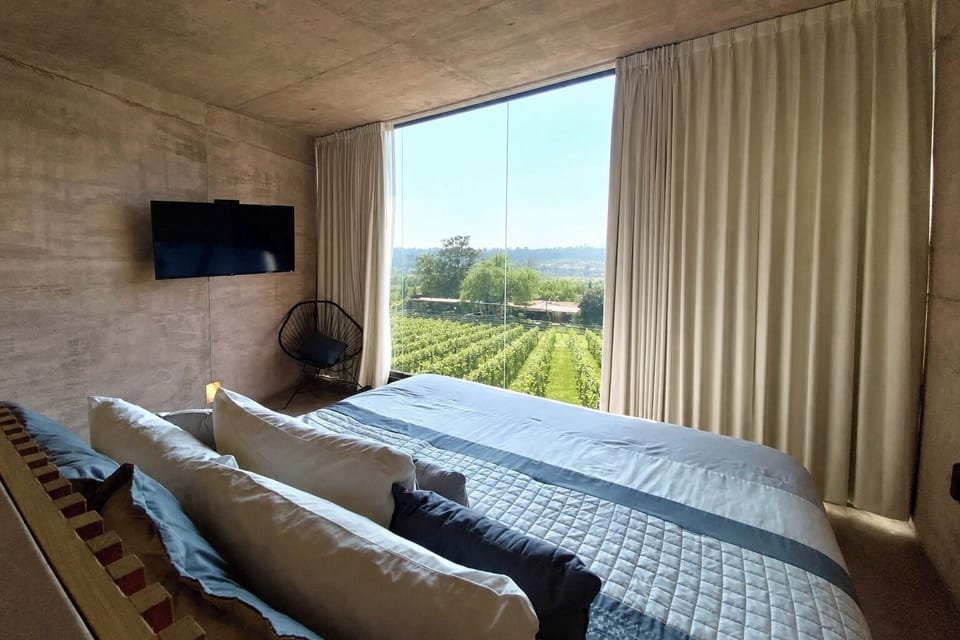 In-room safe, free WiFi