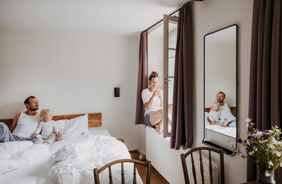 Double Room (Kitchenette) | Living area | 80-cm flat-screen TV with cable channels, TV, toys