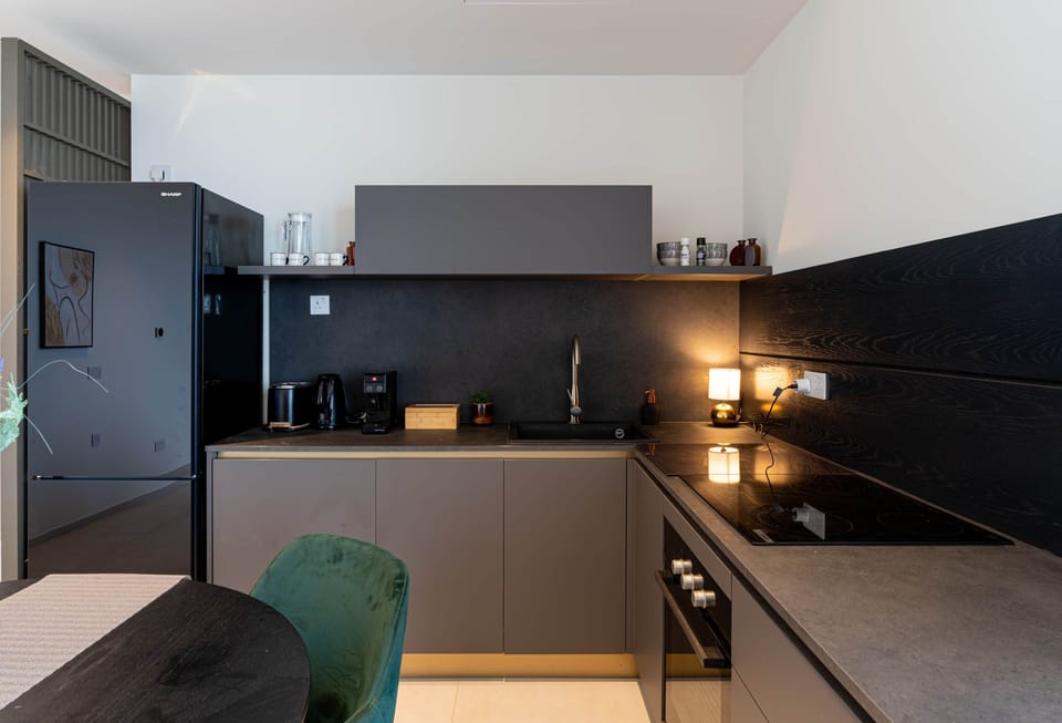 Apartment 2108-25