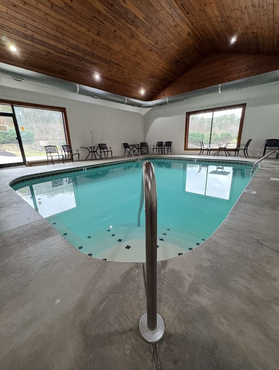 Indoor Pool - Open daily 10am-10pm