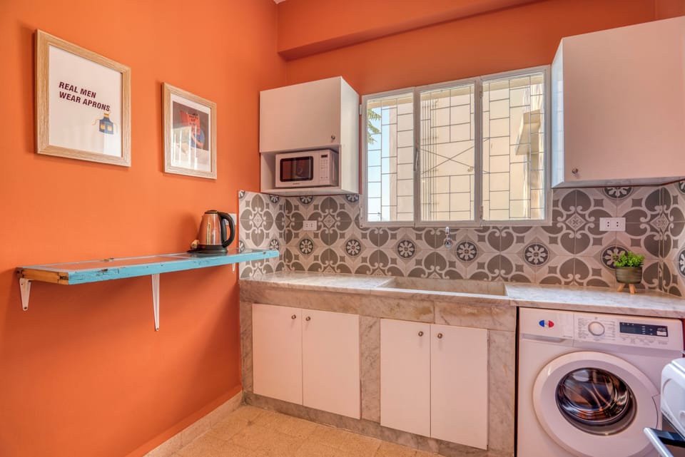 Apartment, 2 Bedrooms, Balcony, City View | Private kitchen | Full-size fridge, microwave, oven, stovetop