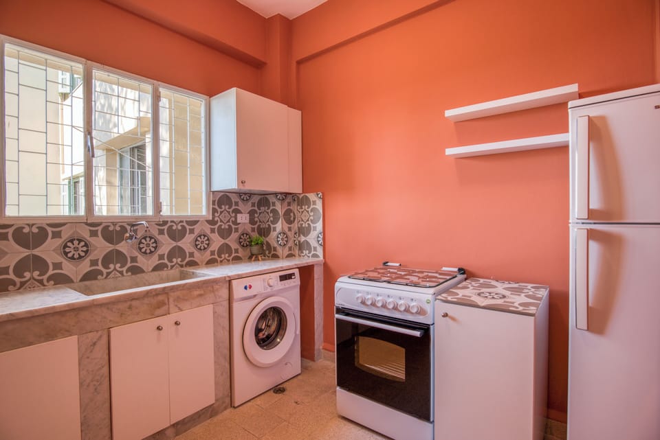 Apartment, 2 Bedrooms, Balcony, City View | Private kitchen | Full-size fridge, microwave, oven, stovetop