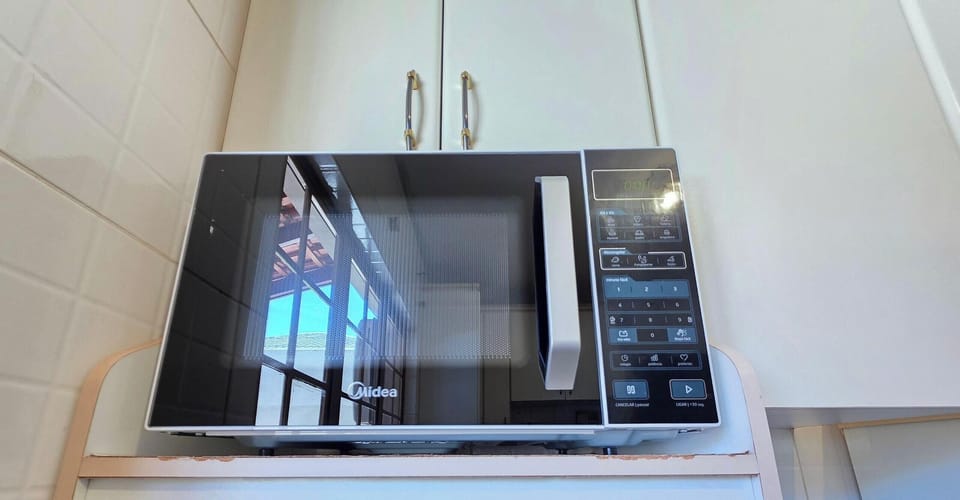 Microwave