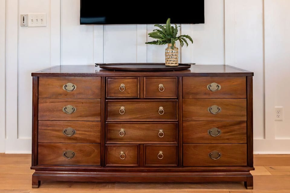 Spacious dresser with plenty of storage for your stay