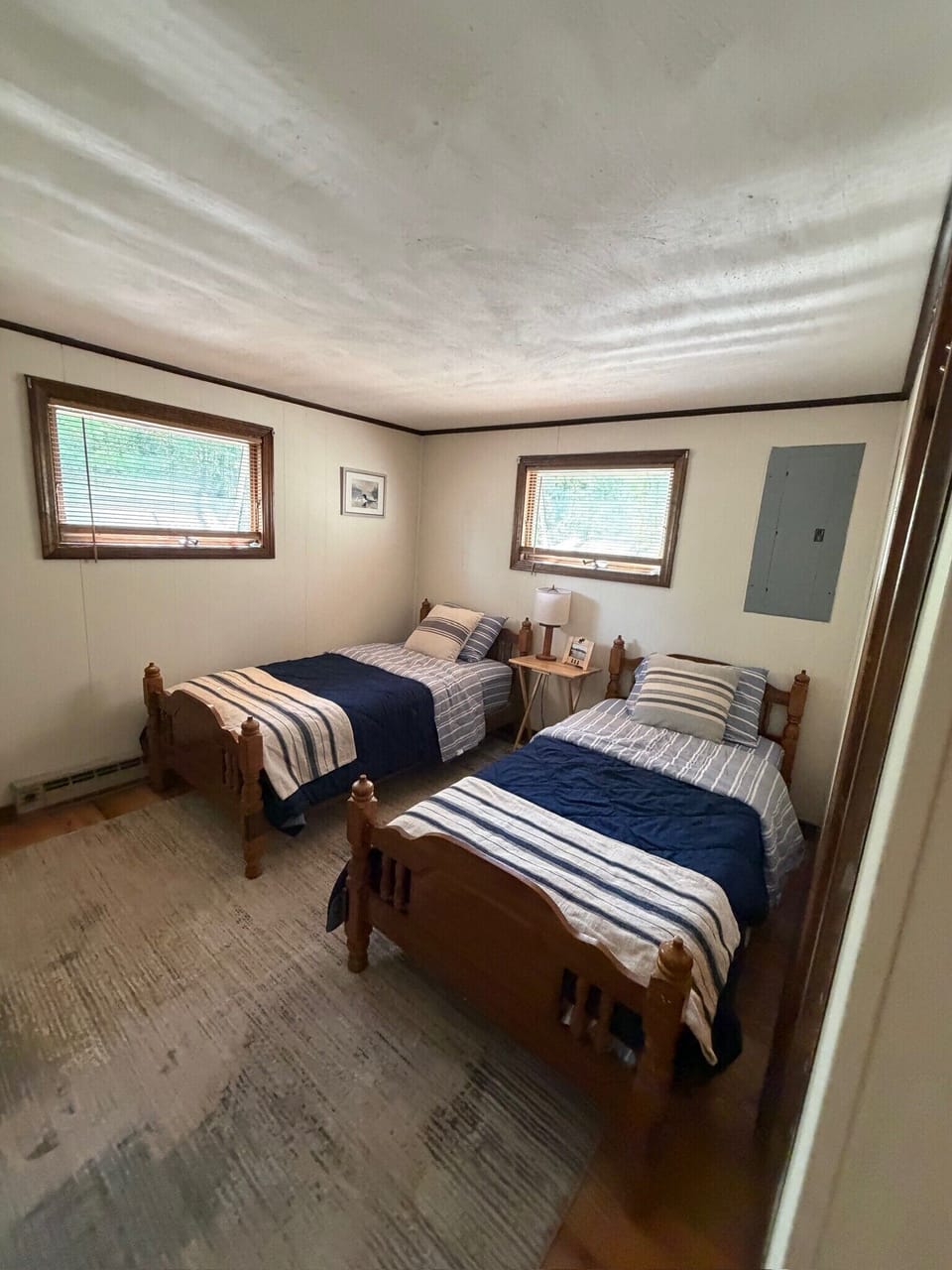 Bedroom with two twin beds