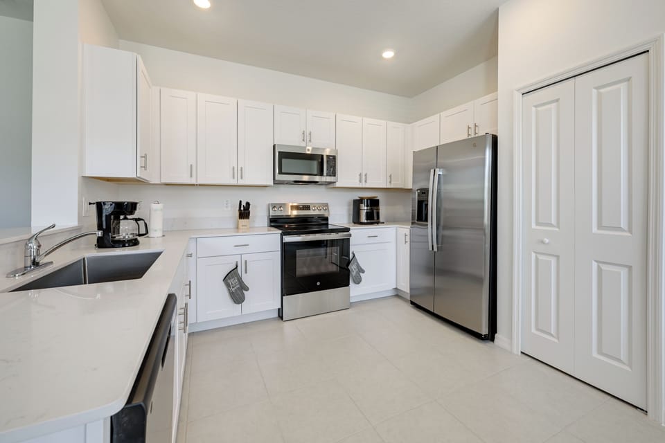 Kitchen | 1st Floor | Drip Coffee Pot | Air Fryer | Dishwasher