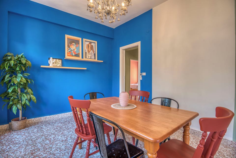 Apartment, 2 Bedrooms, Balcony, City View | Dining room