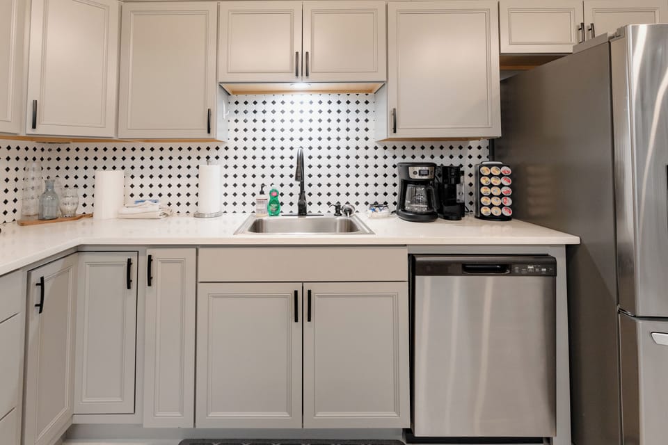 Kitchen sink